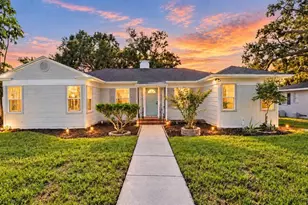 408 Orangeview Ave, Clearwater, FL 33755 - Photo 1