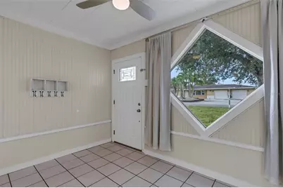 5211 48th Terrace N, Saint Petersburg, FL 33709 - Photo 7