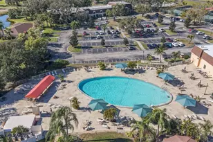 2202 Clubhouse Dr, Sun City Center, FL 33573 - Photo 29