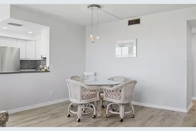 6357 Bahia Del Mar Boulevard #406, Saint Petersburg, FL 33715 - Photo 7