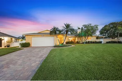 1484 47th Avenue NE, Saint Petersburg, FL 33703 - Photo 3