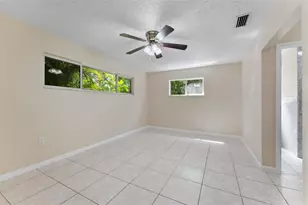 344 Crosswinds Dr, Palm Harbor, FL 34683 - Photo 13