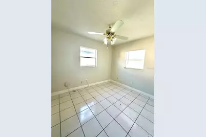 2119 W Henry Avenue, Tampa, FL 33603 - Photo 13
