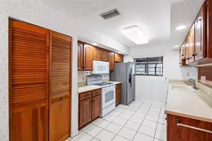 3307 Del Prado Ct, Tampa, FL 33614 - Photo 13