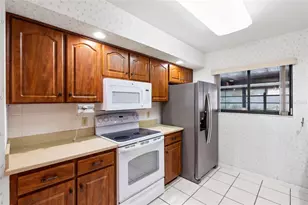 3307 Del Prado Ct, Tampa, FL 33614 - Photo 15