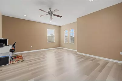 4110 Huntingdale Court, Wesley Chapel, FL 33543 - Photo 33