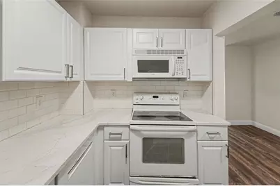 2140 22nd Avenue N, Saint Petersburg, FL 33713 - Photo 3