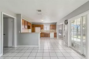 2651 Sherry Cir, Kissimmee, FL 34744 - Photo 11