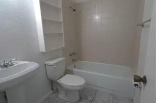 8413 Barrett Pl, Tampa, FL 33617 - Photo 27
