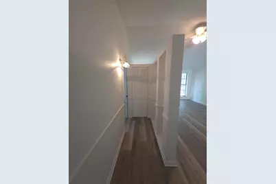 8413 Barrett Place, Tampa, FL 33617 - Photo 21