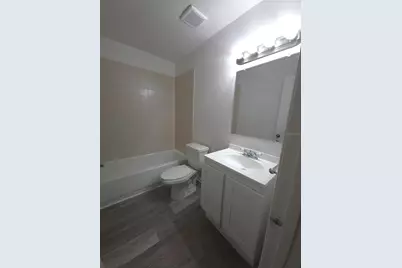 8413 Barrett Place, Tampa, FL 33617 - Photo 29