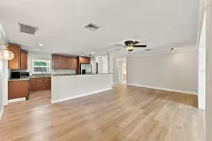 11084 102nd Terrace, Seminole, FL 33778 - Photo 9