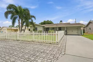 11084 102nd Terrace, Seminole, FL 33778 - Photo 1
