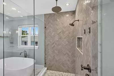 239 39th Avenue NE, Saint Petersburg, FL 33703 - Photo 29