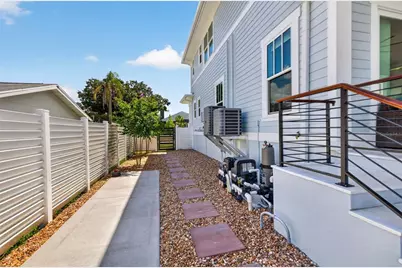 239 39th Avenue NE, Saint Petersburg, FL 33703 - Photo 45