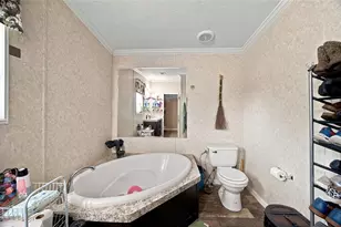 3019 Castro Ests Ln, Lithia, FL 33547 - Photo 17