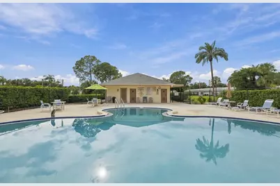 8353 Candlewood Road, Seminole, FL 33777 - Photo 17
