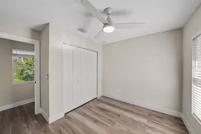 1002 E Osborne Avenue, Tampa, FL 33603 - Photo 17
