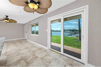 10379 Paradise Boulevard #35, Treasure Island, FL 33706 - Photo 5