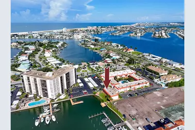 10379 Paradise Boulevard #35, Treasure Island, FL 33706 - Photo 31