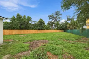 4415 Booker T Dr, Tampa, FL 33610 - Photo 29