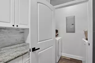 4221 W Spruce St, Tampa, FL 33607 - Photo 5