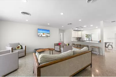 1019 Mandalay Avenue, Clearwater Beach, FL 33767 - Photo 5
