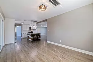 9276 79th Ave, Seminole, FL 33777 - Photo 17