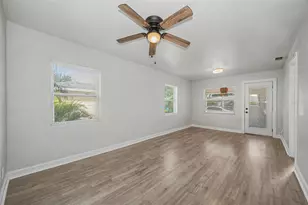 1001 Queen St S, Saint Petersburg, FL 33712 - Photo 5