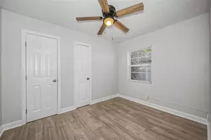 1001 Queen St S, Saint Petersburg, FL 33712 - Photo 15