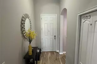 12007 Rambling Stream Dr, Riverview, FL 33569 - Photo 3