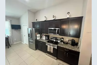 12007 Rambling Stream Drive, Riverview, FL 33569 - Photo 7