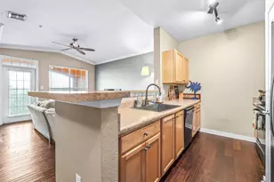 5000 Culbreath Key Way, Tampa, FL 33611 - Photo 5