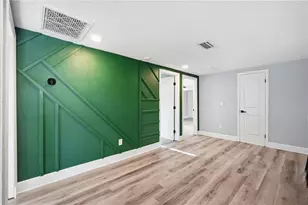 2707 W Kenmore Ave, Tampa, FL 33614 - Photo 7