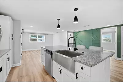 2707 W Kenmore Avenue, Tampa, FL 33614 - Photo 9