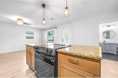 729 88th Avenue N, Saint Petersburg, FL 33702 - Photo 9
