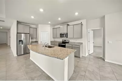 12401 Shining Willow Street, Riverview, FL 33579 - Photo 5