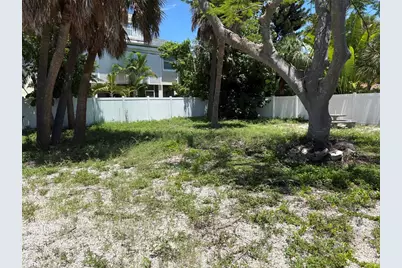 266 44th Avenue, Saint Pete Beach, FL 33706 - Photo 13