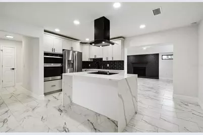 4910 N Darby Avenue, Tampa, FL 33603 - Photo 5