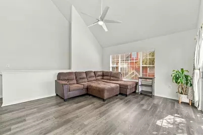 9138 Lake Chase Island Way, Tampa, FL 33626 - Photo 9