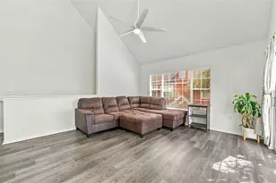 9138 Lake Chase Island Way, Tampa, FL 33626 - Photo 9