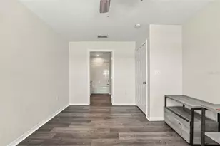 9138 Lake Chase Island Way, Tampa, FL 33626 - Photo 17