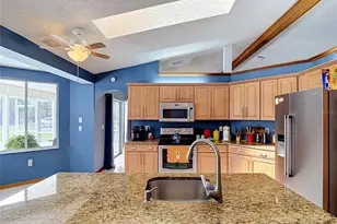 8108 Shorecrest Ct, Spring Hill, FL 34606 - Photo 21