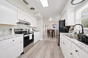 3002 W Marlin Ave, Tampa, FL 33611 - Photo 11