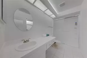 2460 Northside Dr, Clearwater, FL 33761 - Photo 33