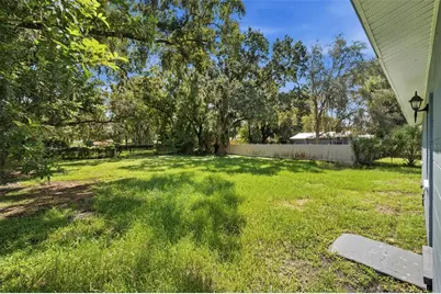 110 S Forest Street, Plant City, FL 33563 - Photo 17