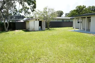 311 Country Club Dr, Oldsmar, FL 34677 - Photo 17