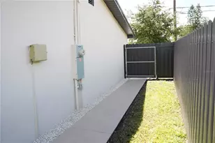 311 Country Club Dr, Oldsmar, FL 34677 - Photo 21