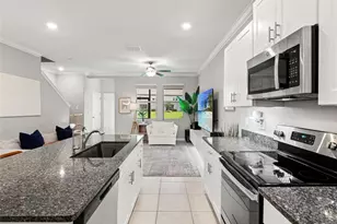 31898 Blue Passing Loop, Wesley Chapel, FL 33545 - Photo 11