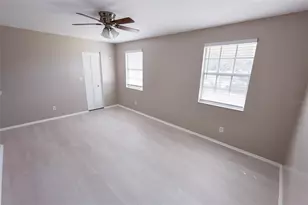1423 Maple St SW, Largo, FL 33770 - Photo 17